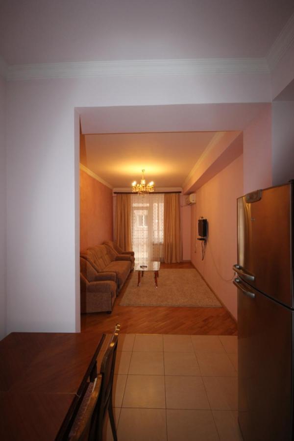 Rent Inn Yerevan On North Avenue Exterior foto