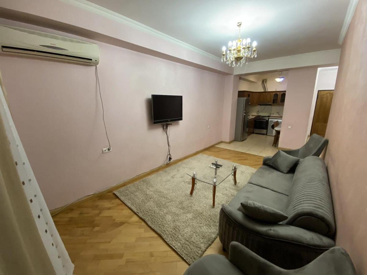 Rent Inn Yerevan On North Avenue Exterior foto