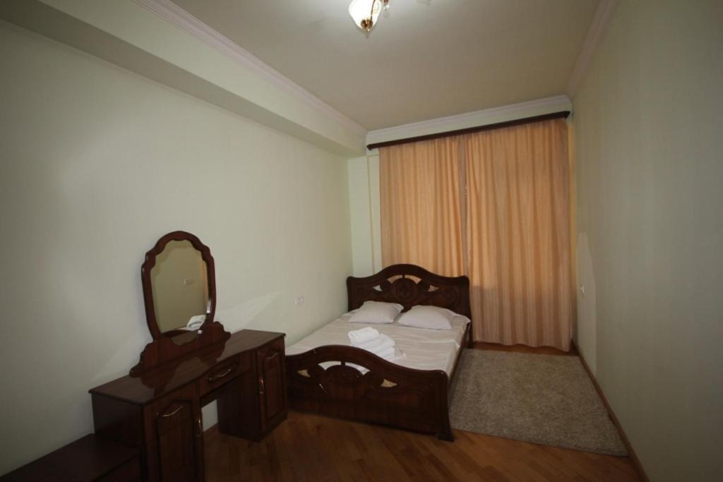 Rent Inn Yerevan On North Avenue Exterior foto