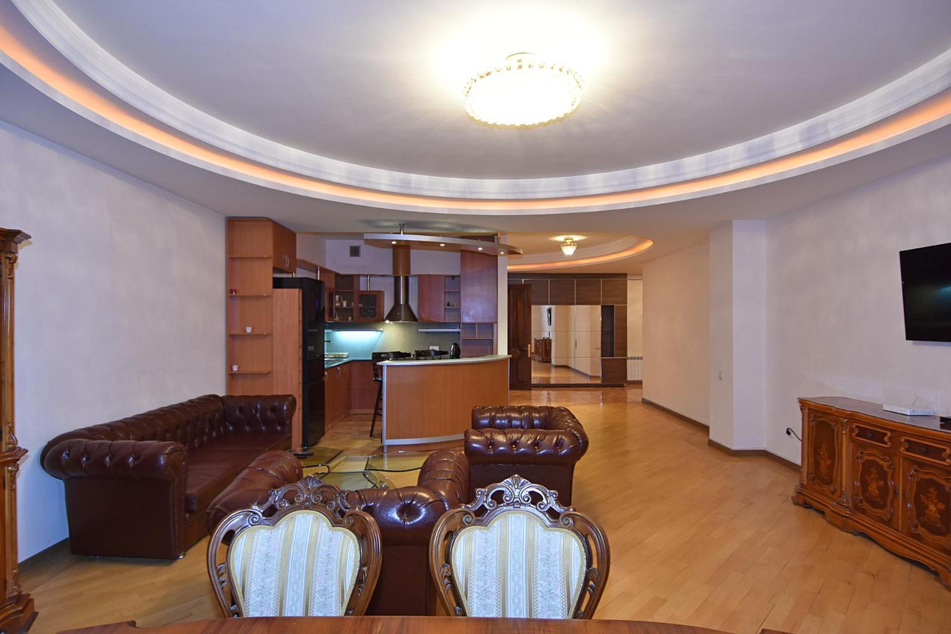 Rent Inn Yerevan On North Avenue Exterior foto