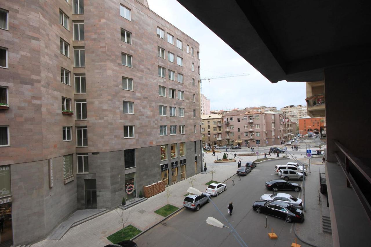 Rent Inn Yerevan On North Avenue Exterior foto